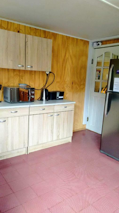 Patagon Backpackers Hostel Coyhaique Luaran gambar