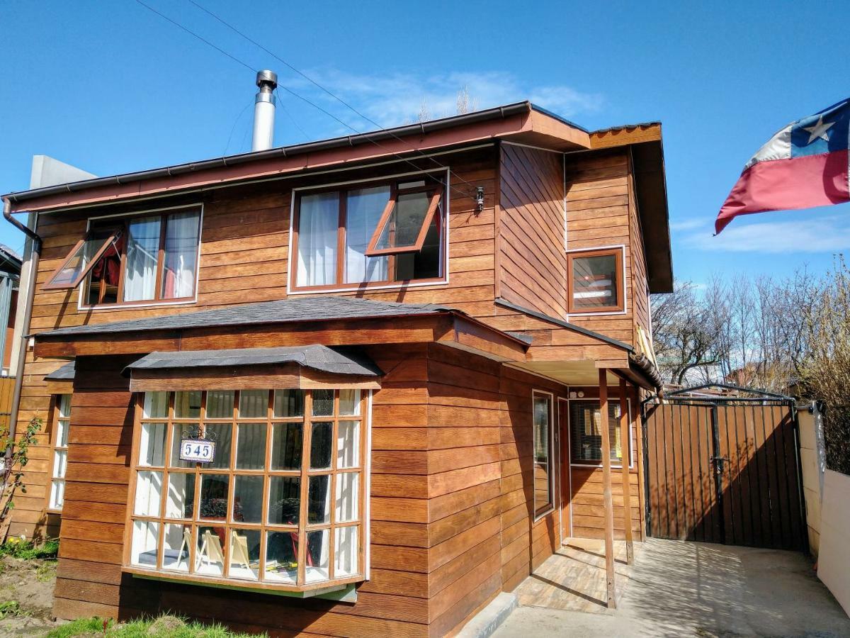 Patagon Backpackers Hostel Coyhaique Luaran gambar