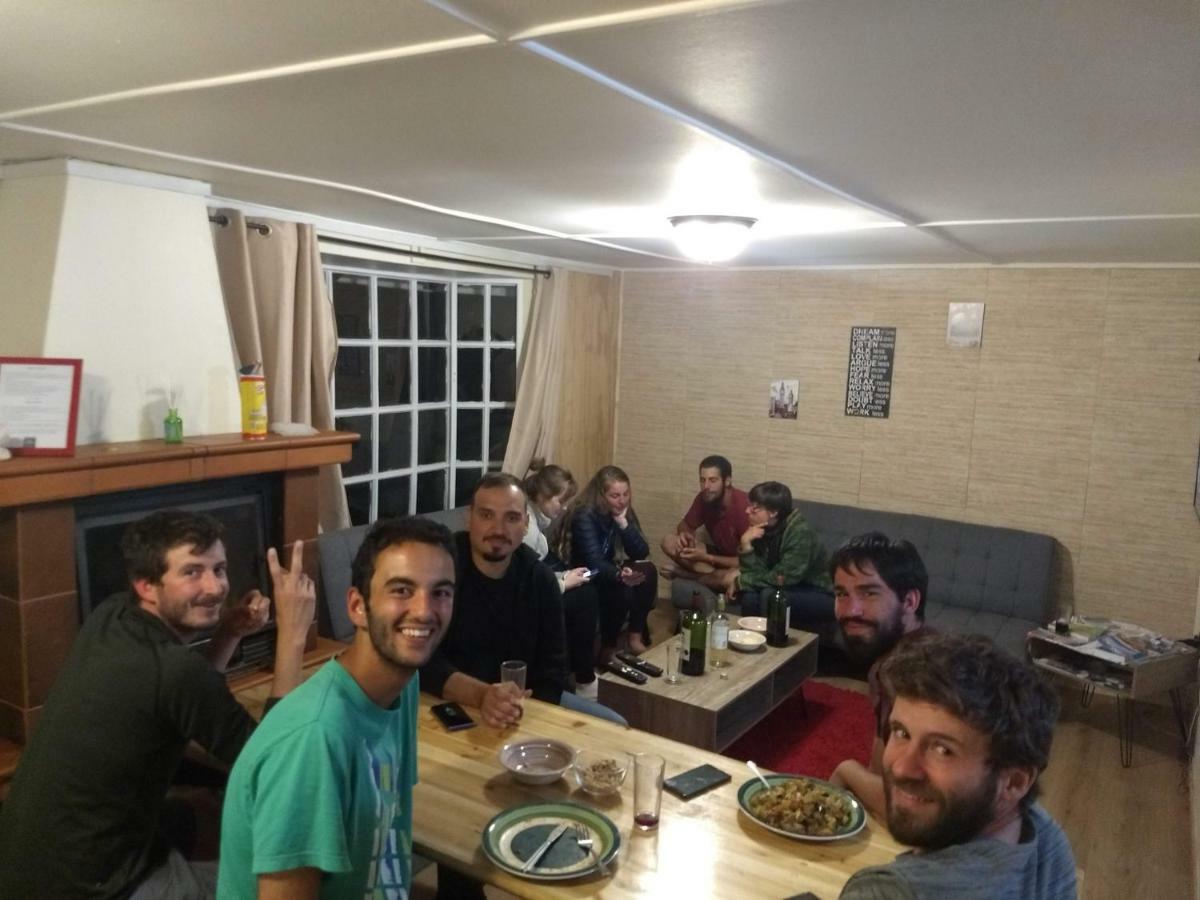 Patagon Backpackers Hostel Coyhaique Luaran gambar