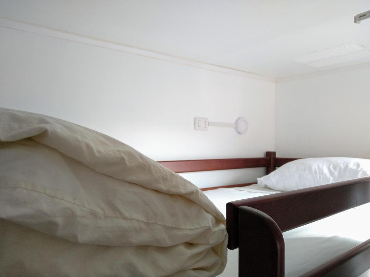 Patagon Backpackers Hostel Coyhaique Luaran gambar